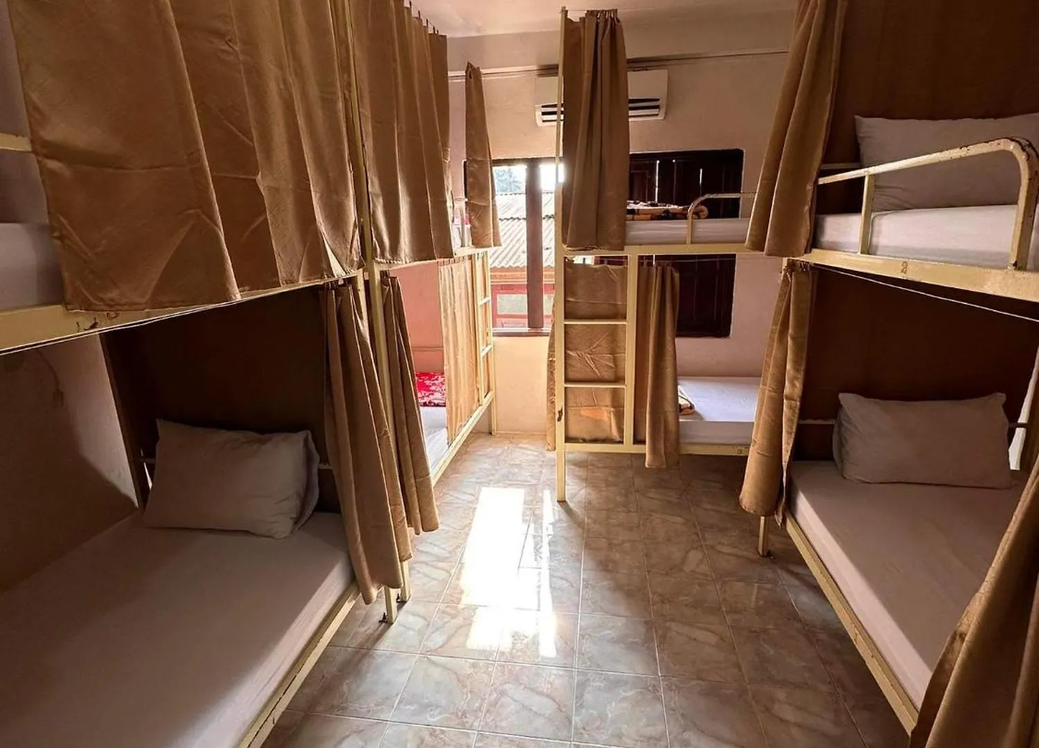 Vongprachan Backpackers Hostel Luang Prabang Laos